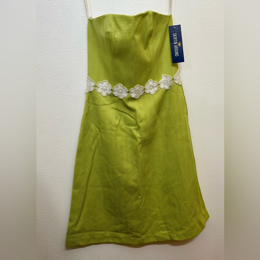 Skirtin Around Green Strapless Dress NWT